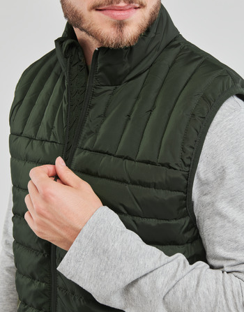 Only & Sons  ONSPIET QUILTED 卡其色