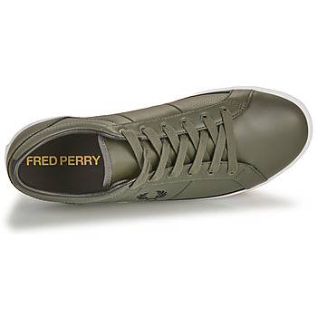 Fred Perry BASELINE PERF LEATHER 卡其色