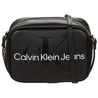 包 女士 斜挎包 Calvin Klein Jeans CKJ SCULPTED NEW CAMERA BAG 黑色