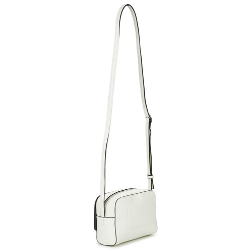 Calvin Klein Jeans MINIMAL MONOGRAM CAMERA BAG18 白色